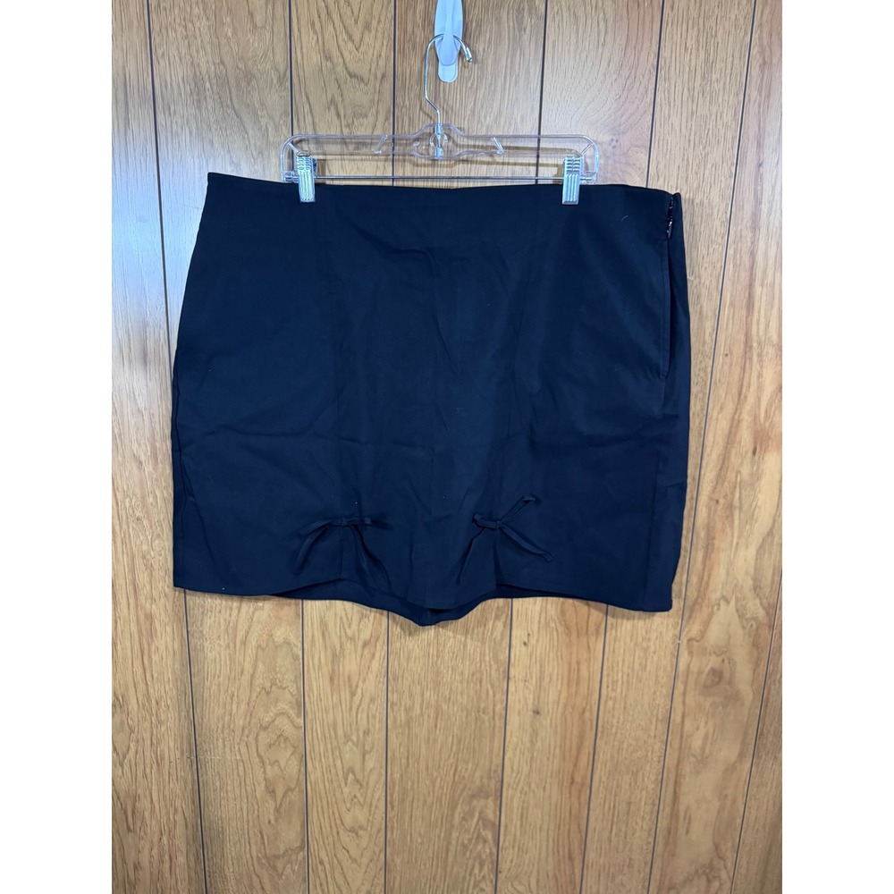 Torrid Black Bow Detail Mini Skirt Side Zip Plus Size 18 Stretch Career Casual